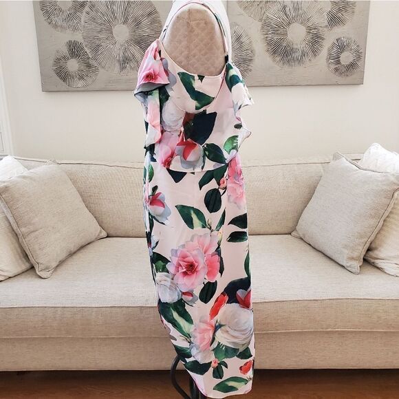 City Chic 'Love Me Do' Floral Cold Shoulder Dress - size 16 - Picture 7 of 14